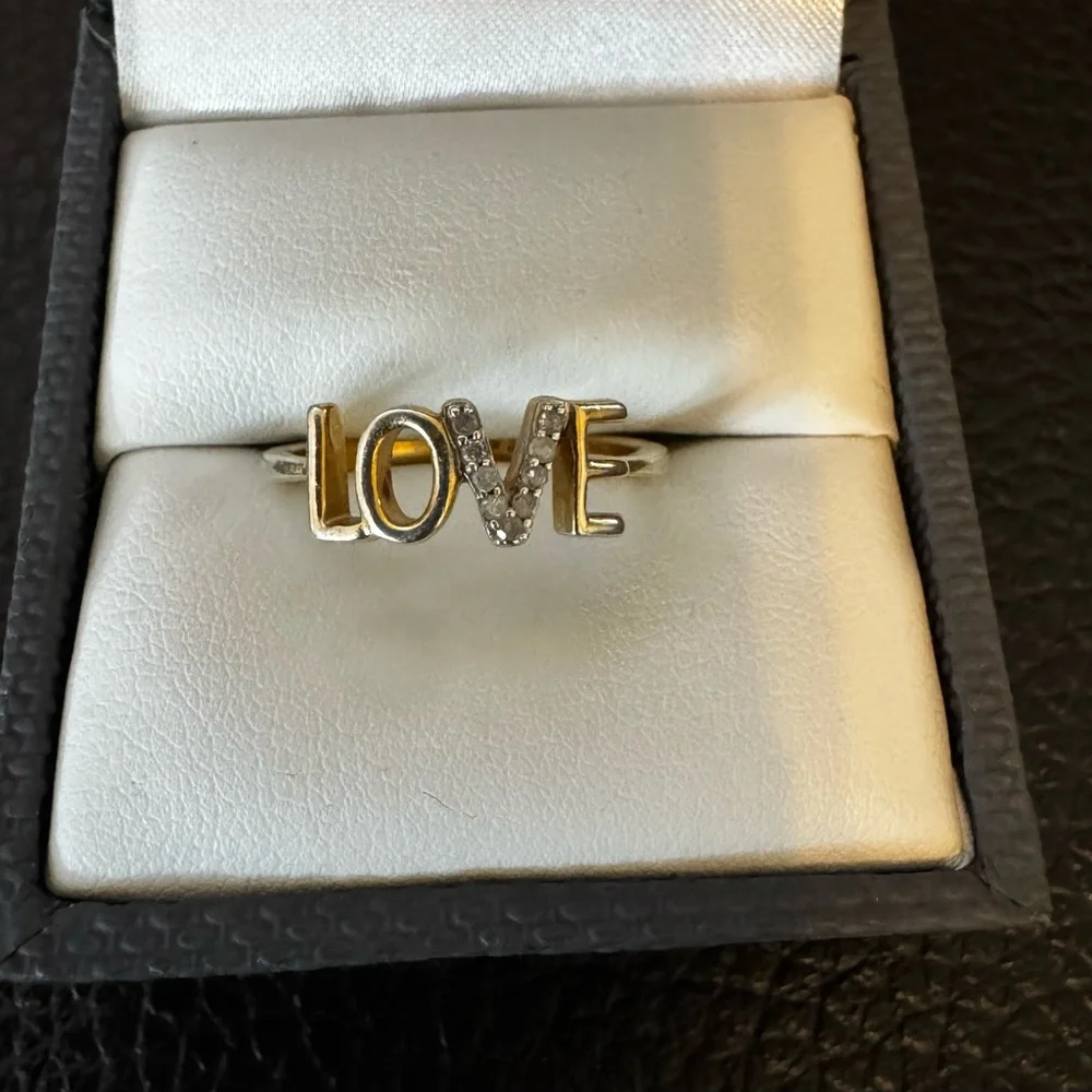 Engild(TM) round white diamond accent 14K gold over sterling LOVE ring. Sz 7. - Picture 1 of 4
